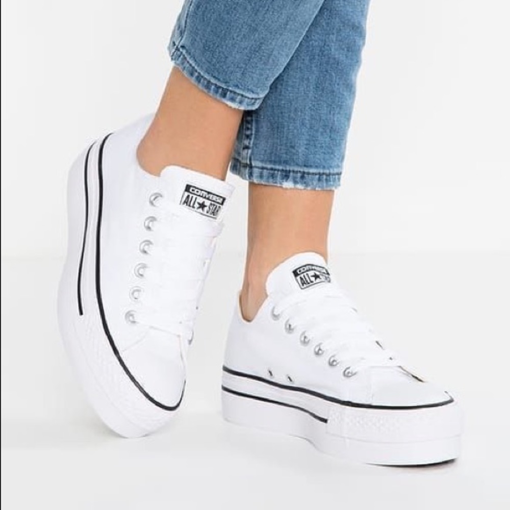 Converse Chuck Taylor Platform Sneaker